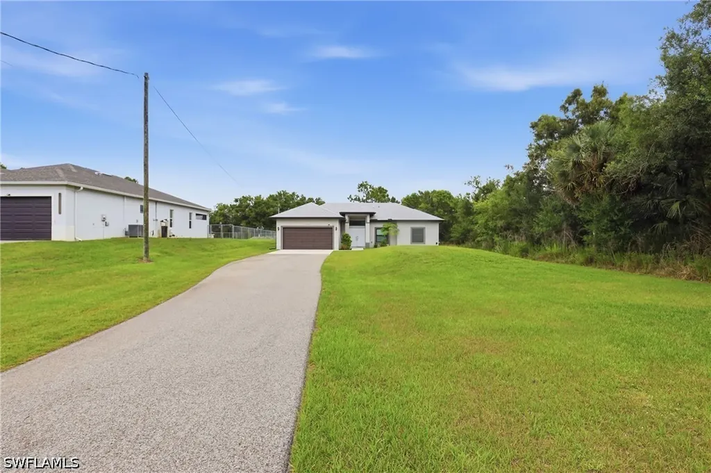 2783 70th Avenue NE Naples FL 34120