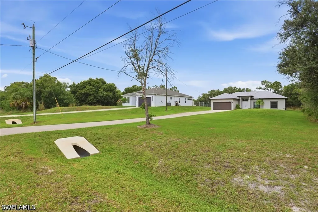 2783 70th Avenue NE Naples FL 34120