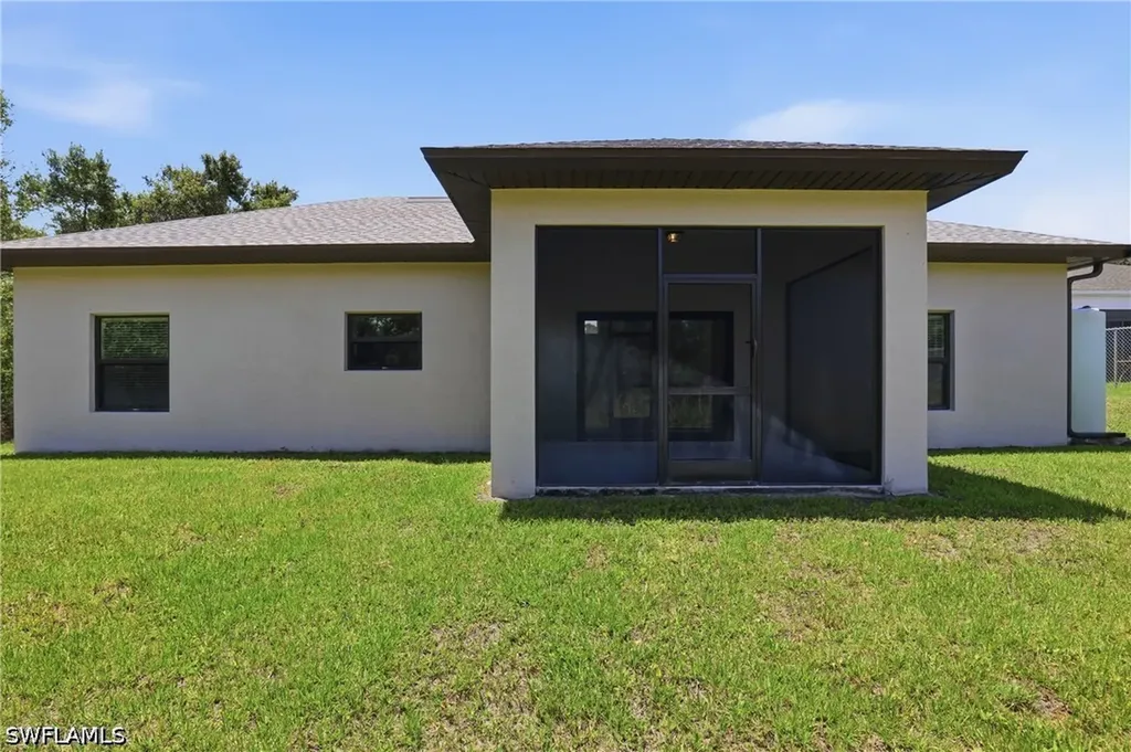 2783 70th Avenue NE Naples FL 34120