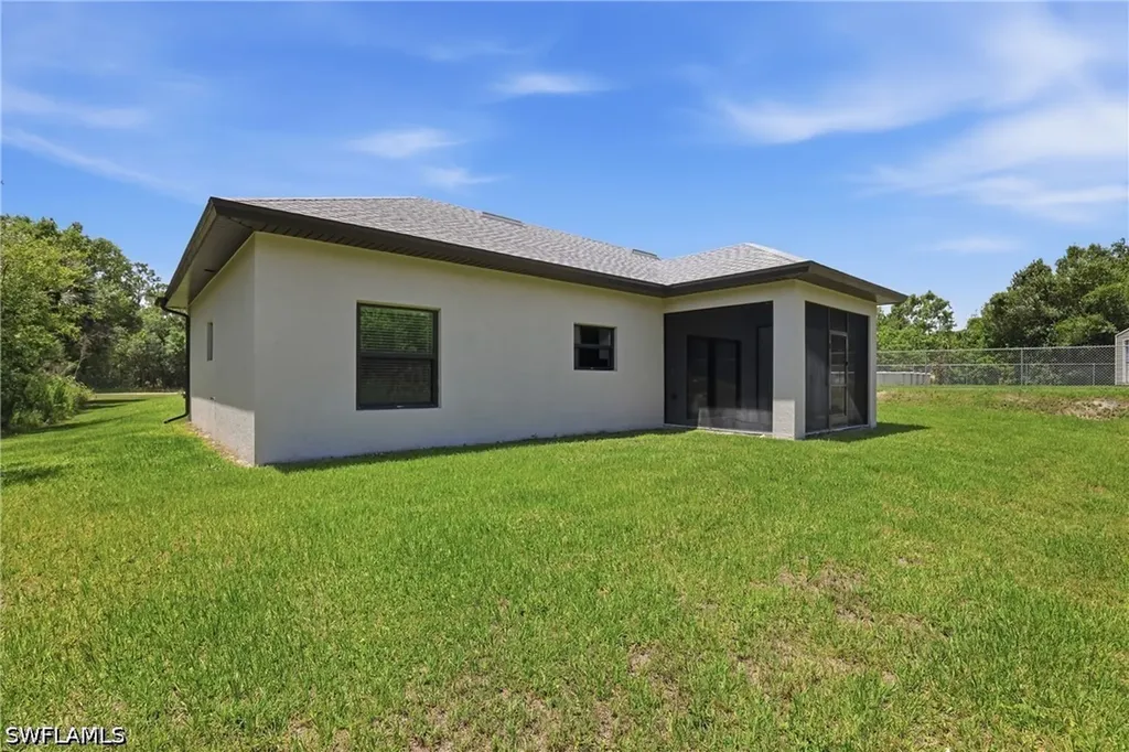 2783 70th Avenue NE Naples FL 34120