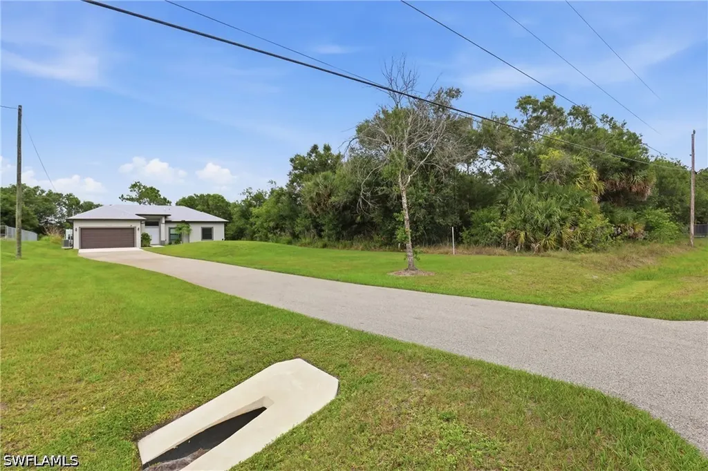 2783 70th Avenue NE Naples FL 34120