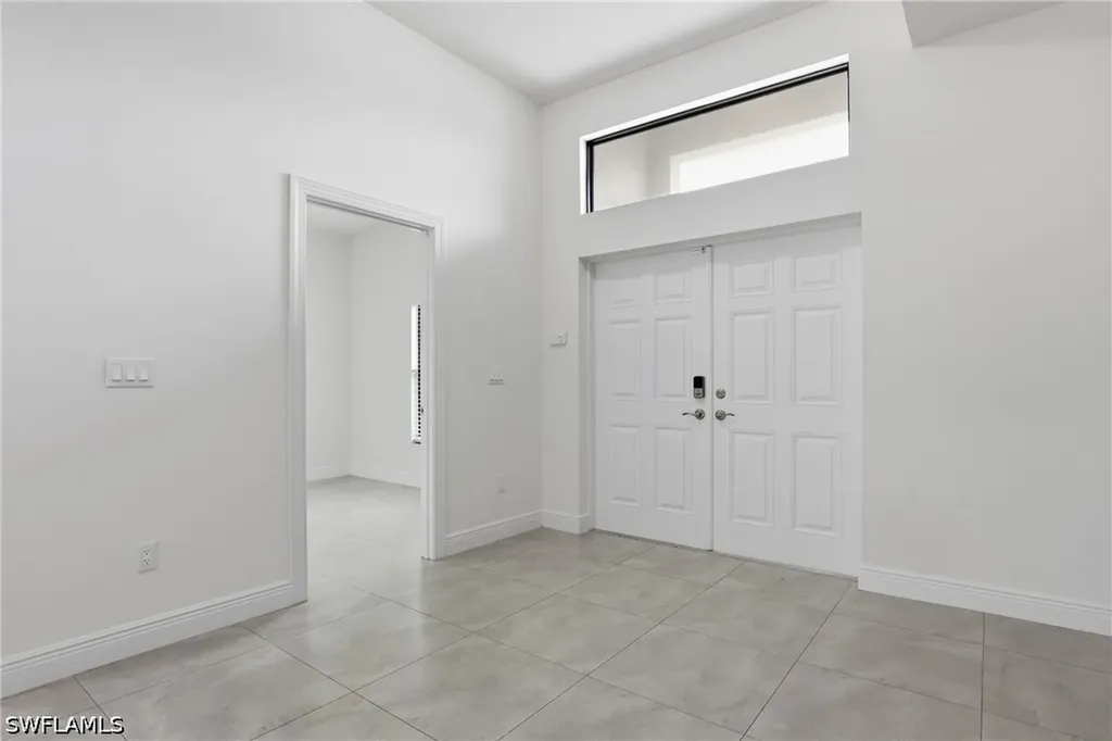 2783 70th Avenue NE Naples FL 34120