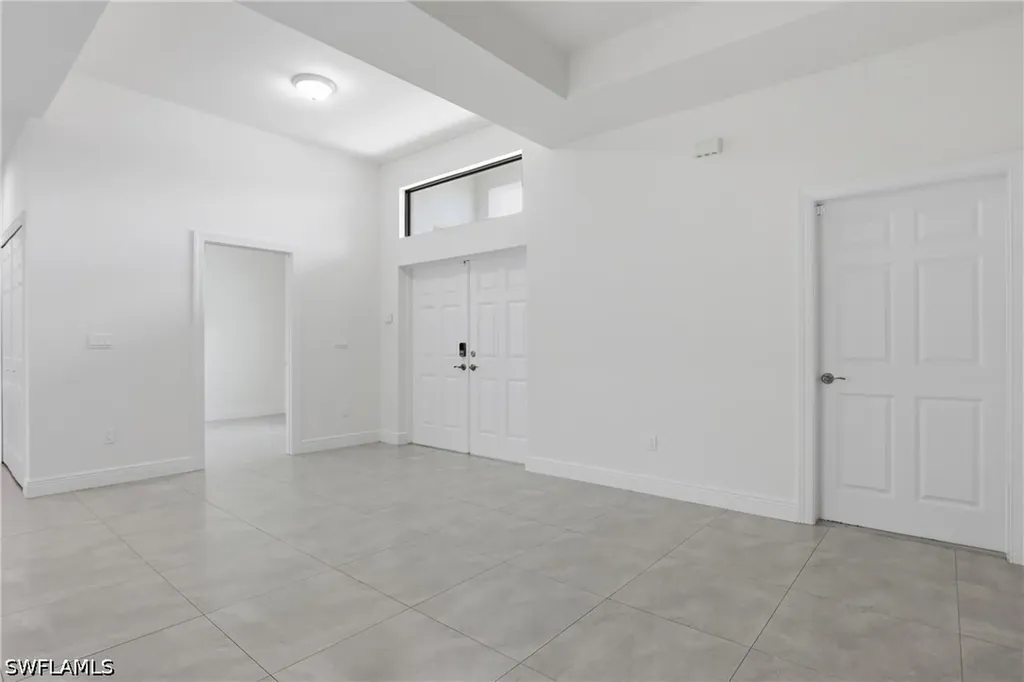 2783 70th Avenue NE Naples FL 34120