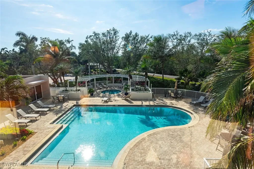 6825 Grenadier Boulevard Naples FL 34108