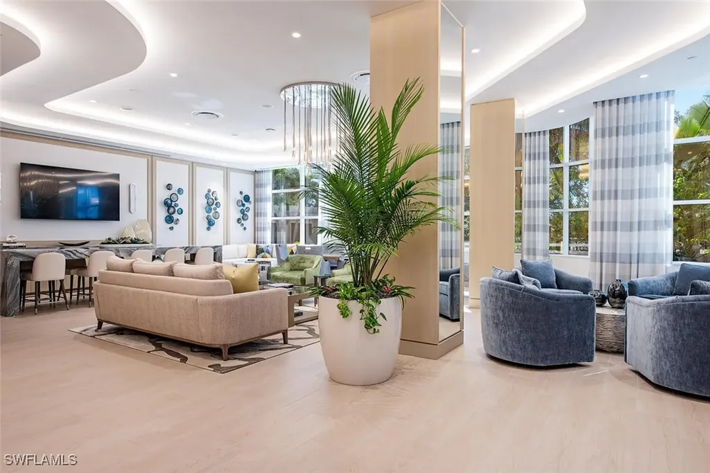 6825 Grenadier Boulevard Naples FL 34108