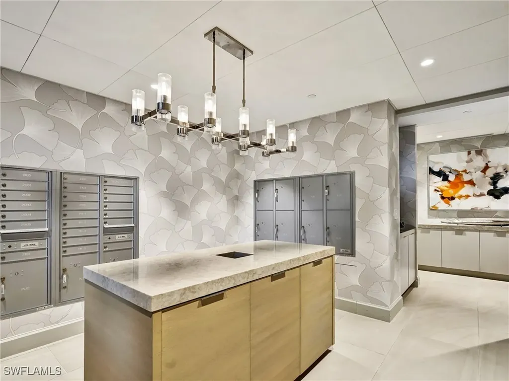 6825 Grenadier Boulevard Naples FL 34108