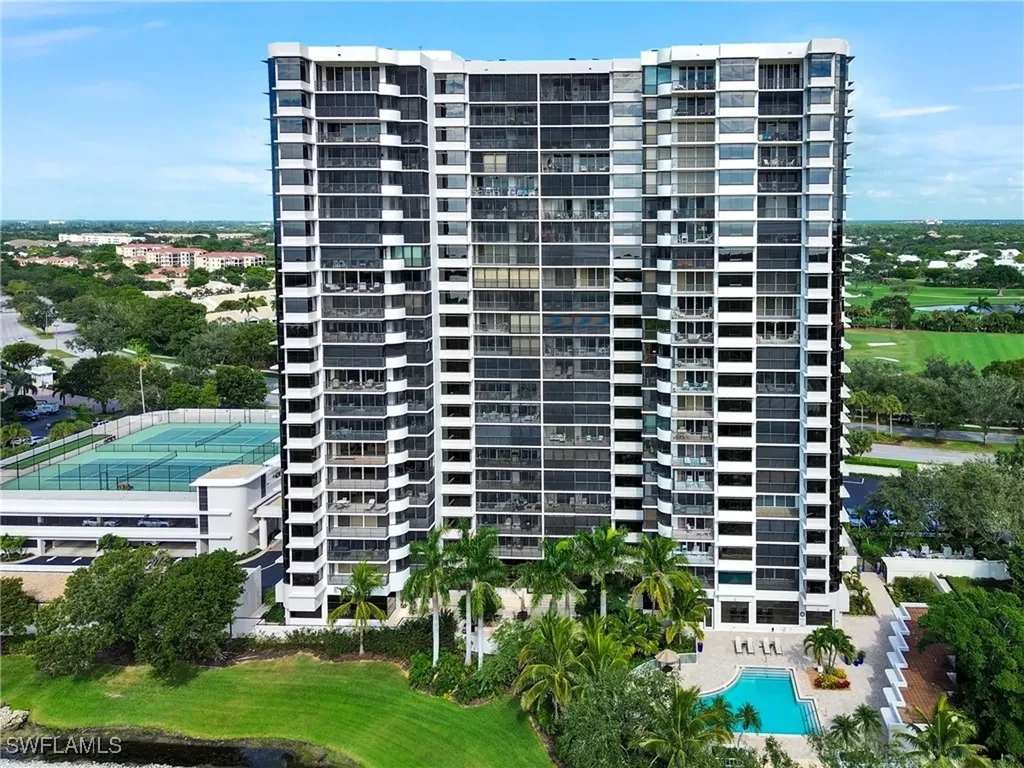 6825 Grenadier Boulevard Naples FL 34108