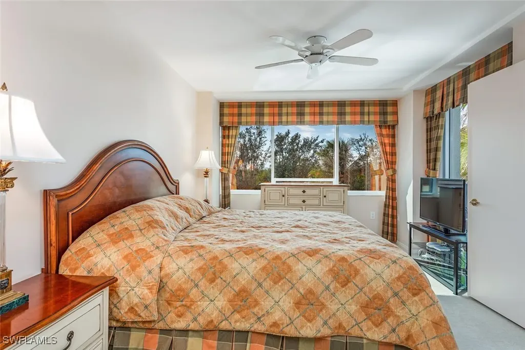 6825 Grenadier Boulevard Naples FL 34108