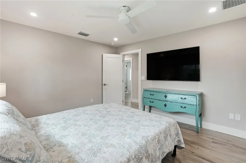 6163 Plumosa Avenue Fort Myers FL 33908