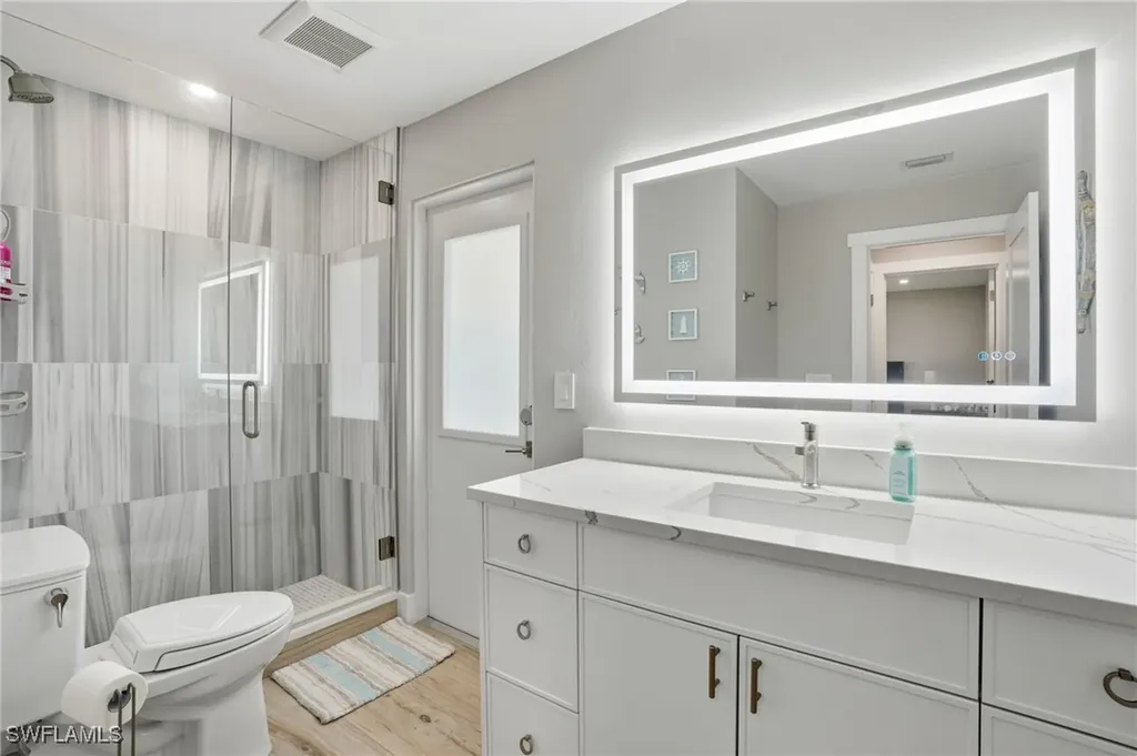 6163 Plumosa Avenue Fort Myers FL 33908