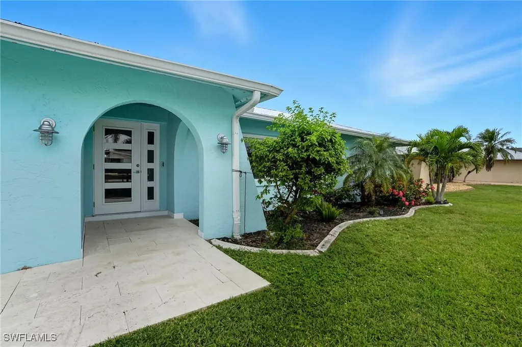 6163 Plumosa Avenue Fort Myers FL 33908