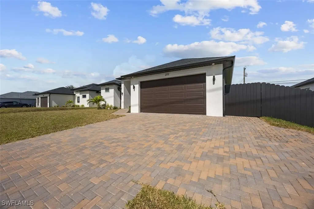 209 Kismet Parkway E Cape Coral FL 33909