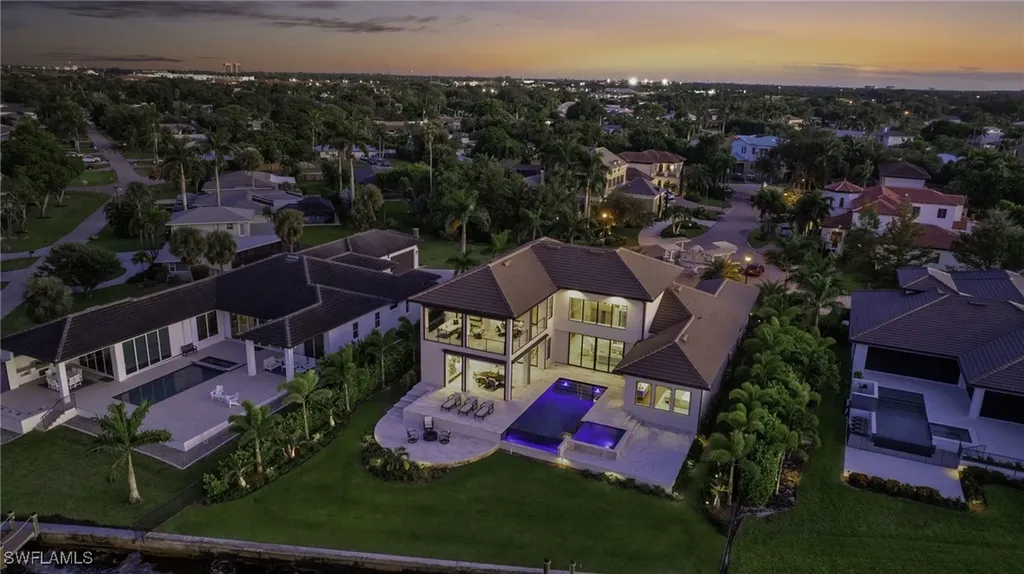 12100 Via Del Fontana Way Fort Myers FL 33919