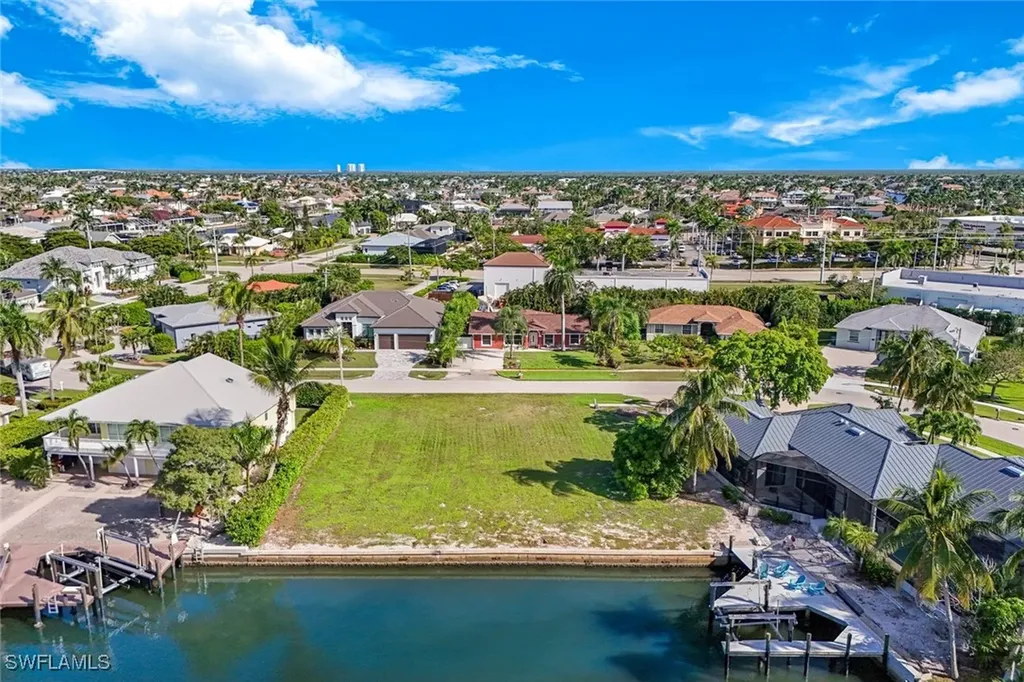 128 S Bahama Avenue Marco Island FL 34145