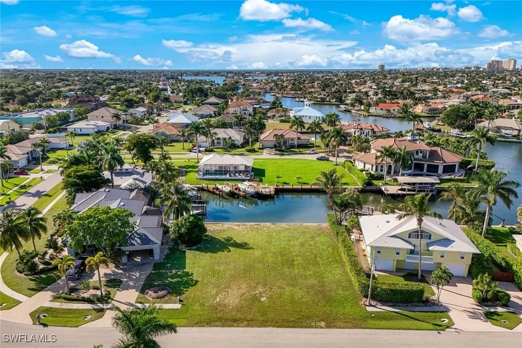 128 S Bahama Avenue Marco Island FL 34145