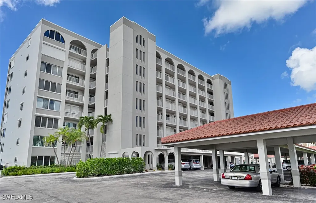 26000 Hickory Boulevard Bonita Springs FL 34134