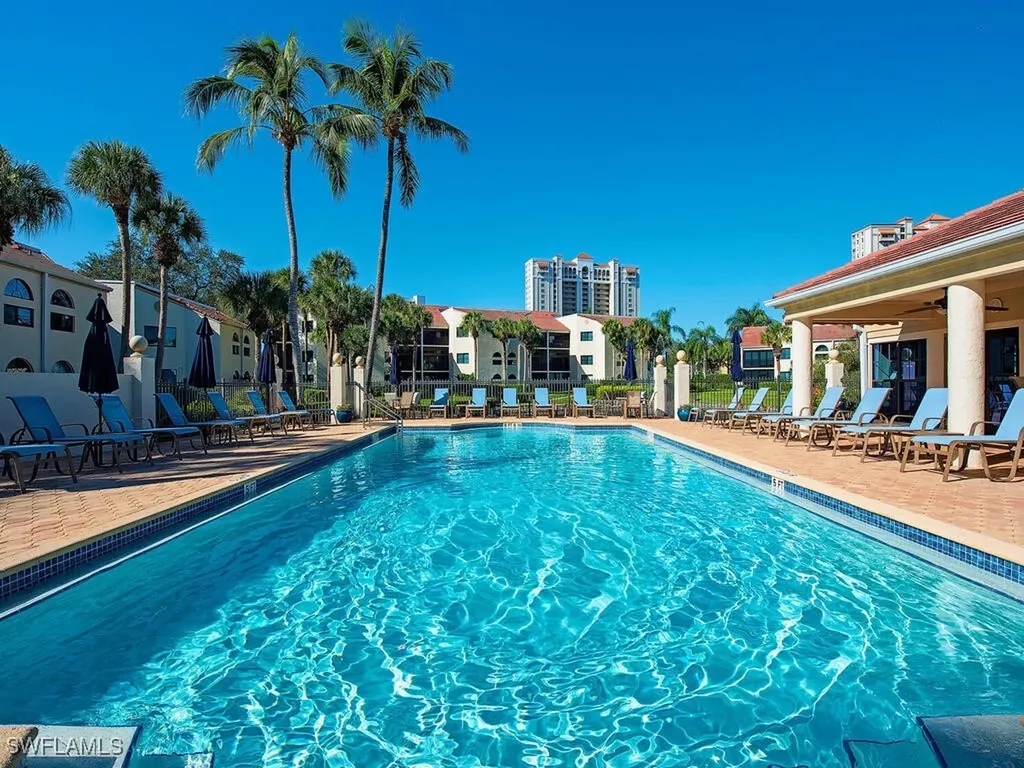 6520 Valen Way Naples FL 34108