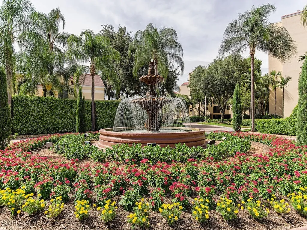 6520 Valen Way Naples FL 34108