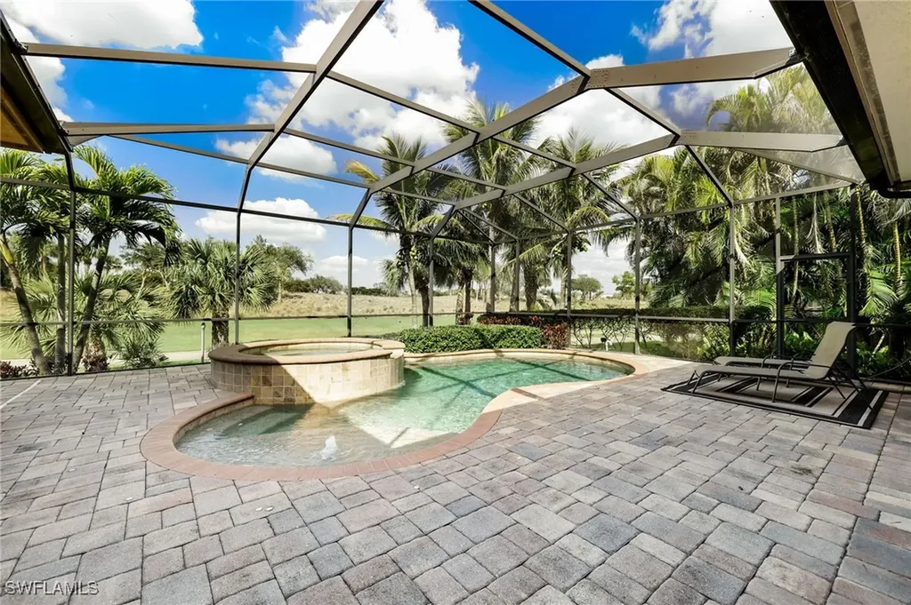 6851 Lakewood Isle Drive Fort Myers FL 33908