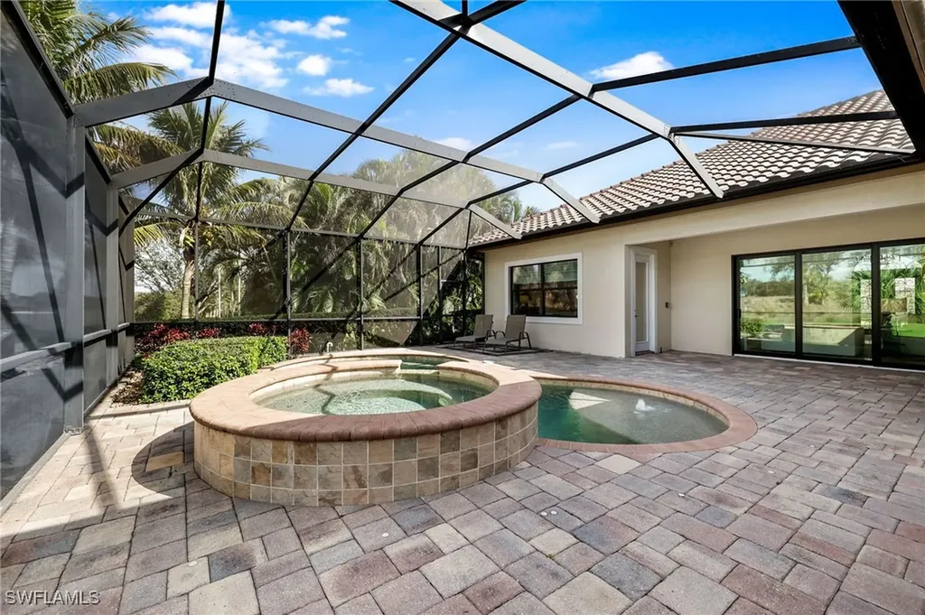 6851 Lakewood Isle Drive Fort Myers FL 33908