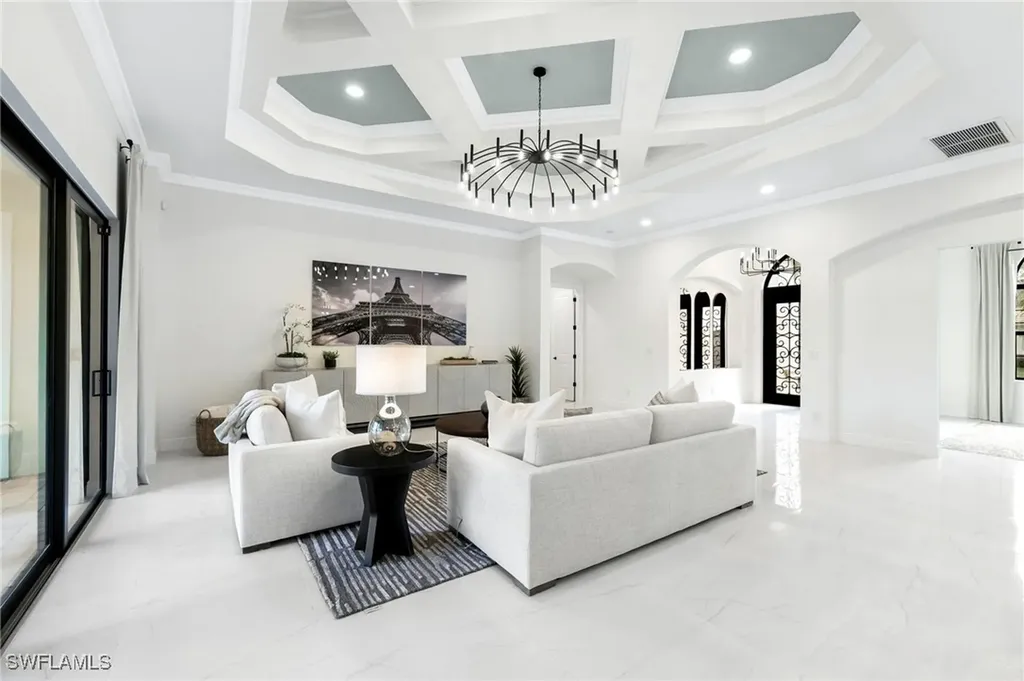 6851 Lakewood Isle Drive Fort Myers FL 33908