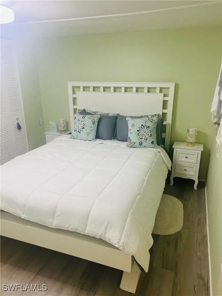 471 Palm Drive Naples FL 34114