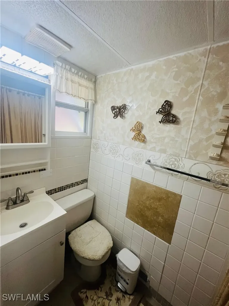 471 Palm Drive Naples FL 34114