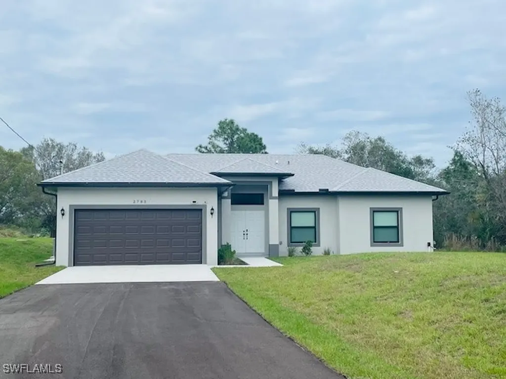 2783 70th Avenue NE Naples FL 34120