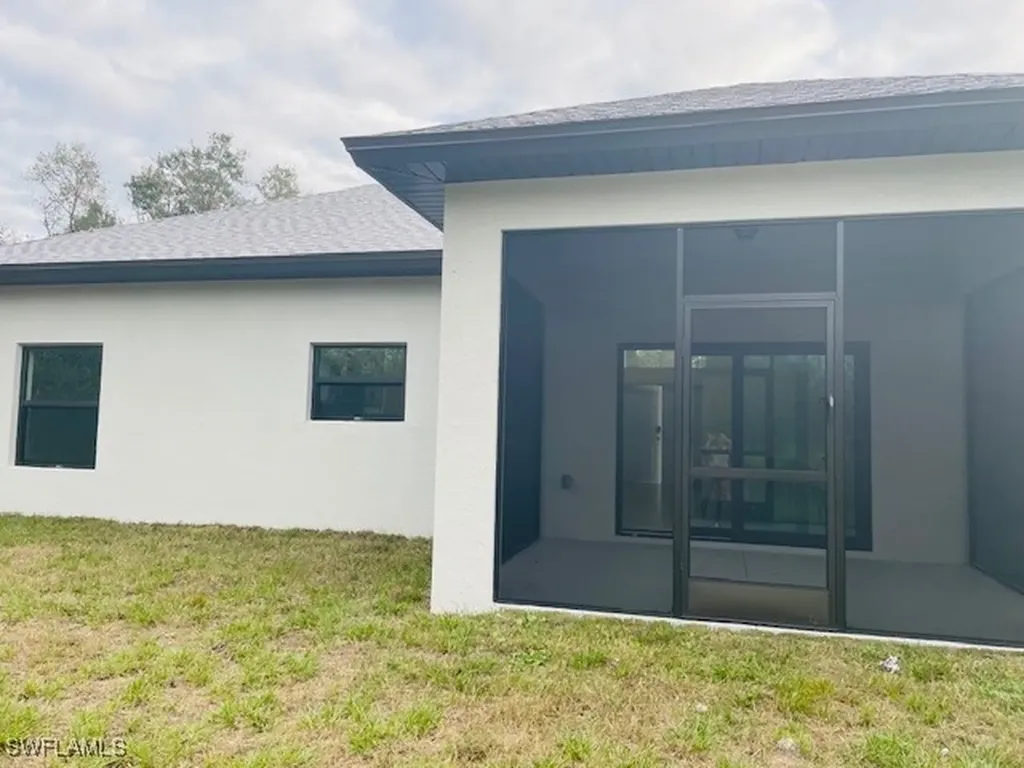 2783 70th Avenue NE Naples FL 34120