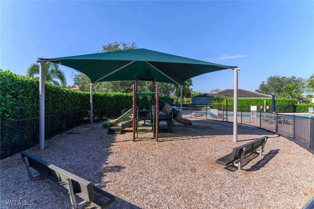 2880 Orange Grove Trail Naples FL 34120