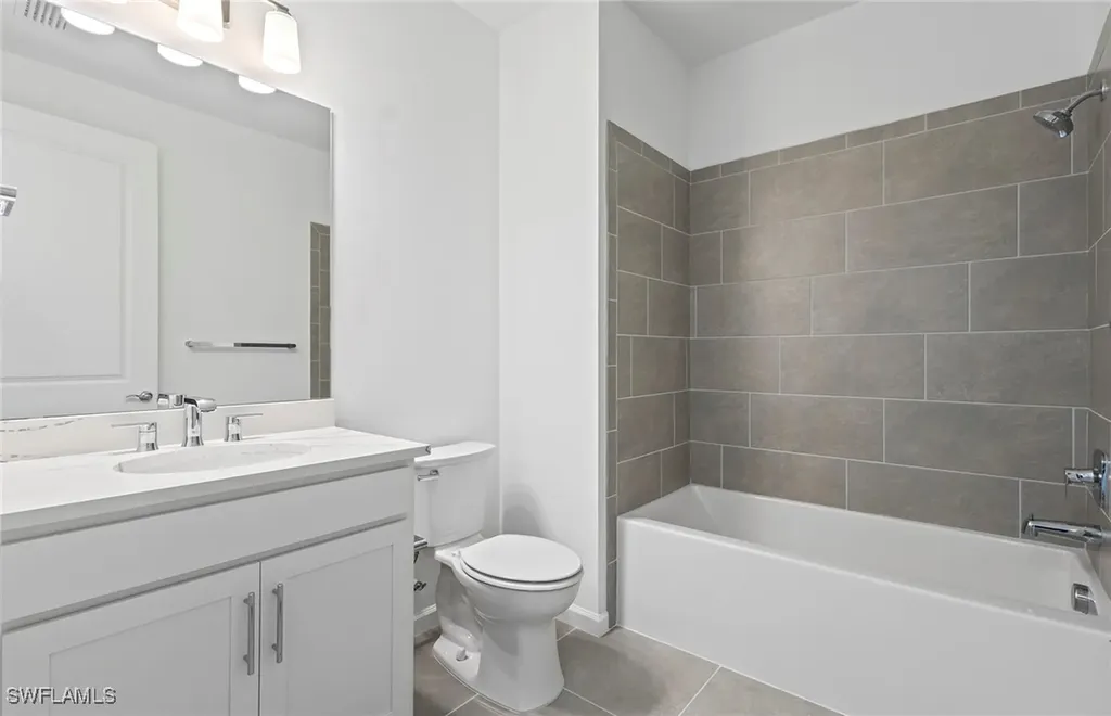 6407 Memorial Lane Ave Maria FL 34142