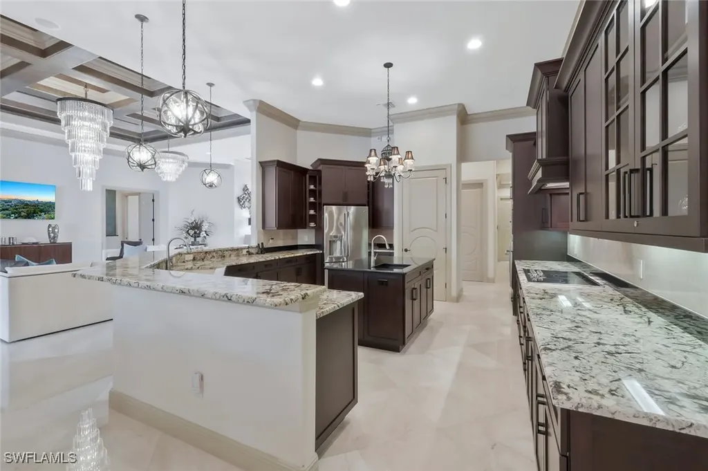 5869 Hammock Isle Circle Naples FL 34119