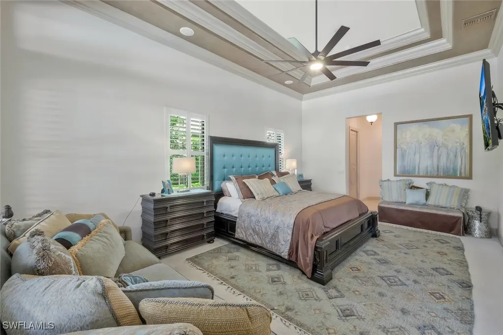 5869 Hammock Isle Circle Naples FL 34119