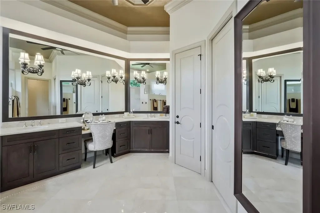 5869 Hammock Isle Circle Naples FL 34119