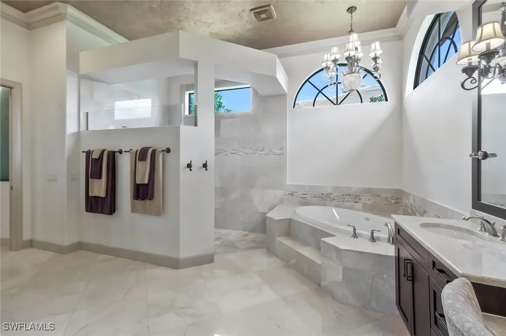 5869 Hammock Isle Circle Naples FL 34119