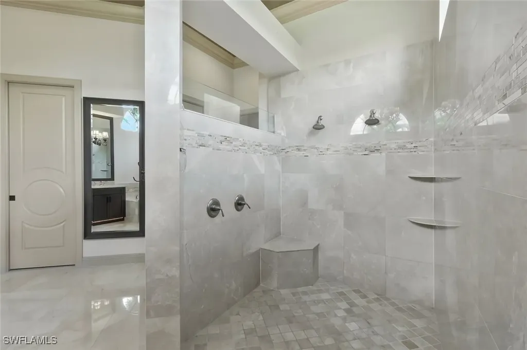 5869 Hammock Isle Circle Naples FL 34119