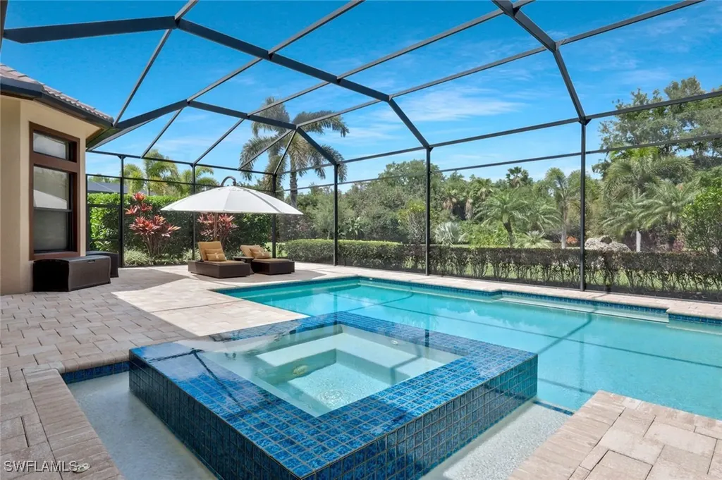 5869 Hammock Isle Circle Naples FL 34119