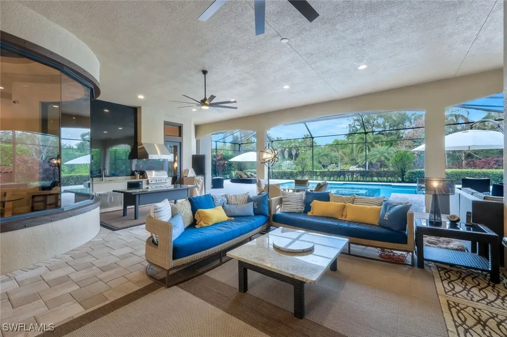 5869 Hammock Isle Circle Naples FL 34119