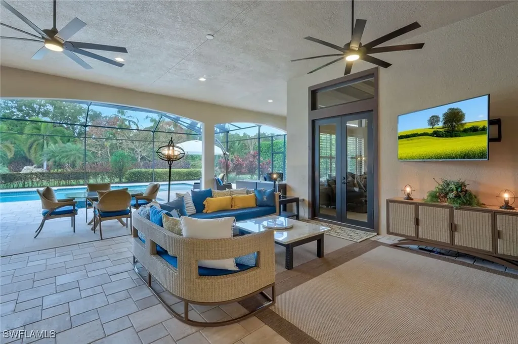 5869 Hammock Isle Circle Naples FL 34119