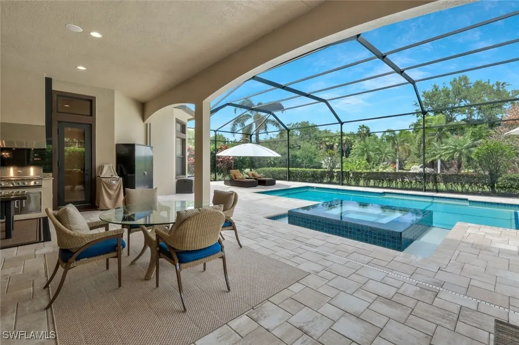 5869 Hammock Isle Circle Naples FL 34119