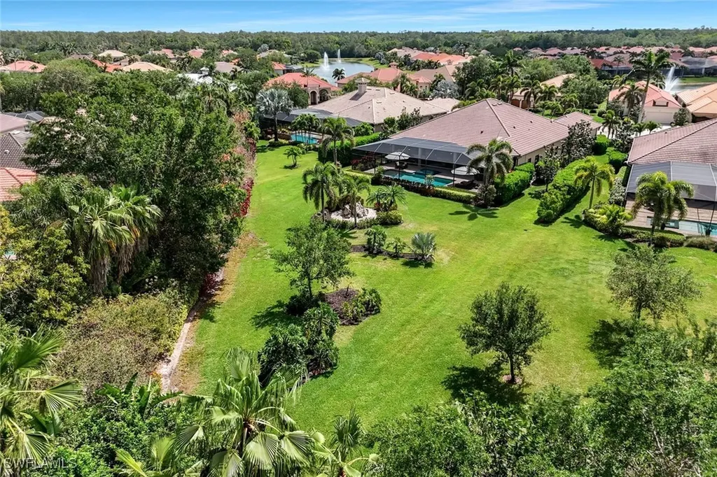 5869 Hammock Isle Circle Naples FL 34119