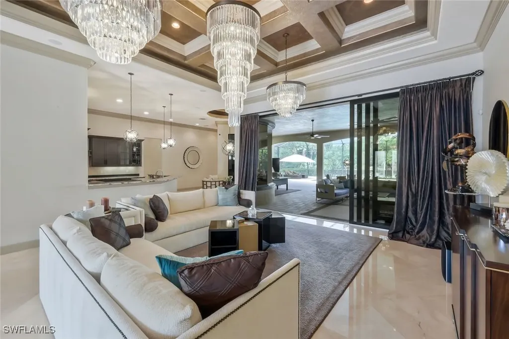 5869 Hammock Isle Circle Naples FL 34119