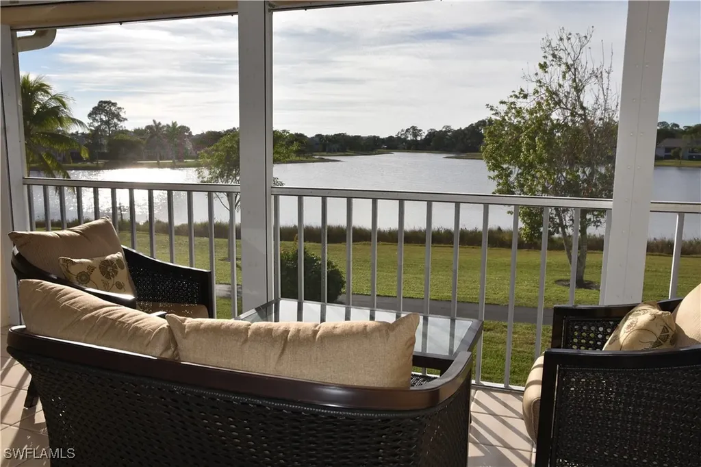 2839 Aintree Lane Naples FL 34112
