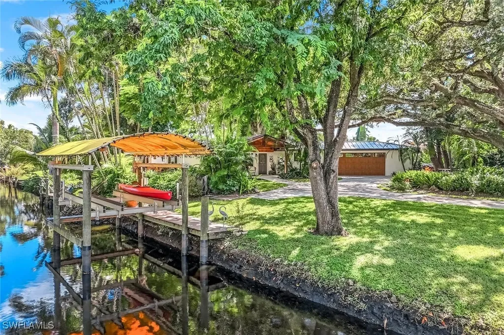 9856 Tonya Court Bonita Springs FL 34135