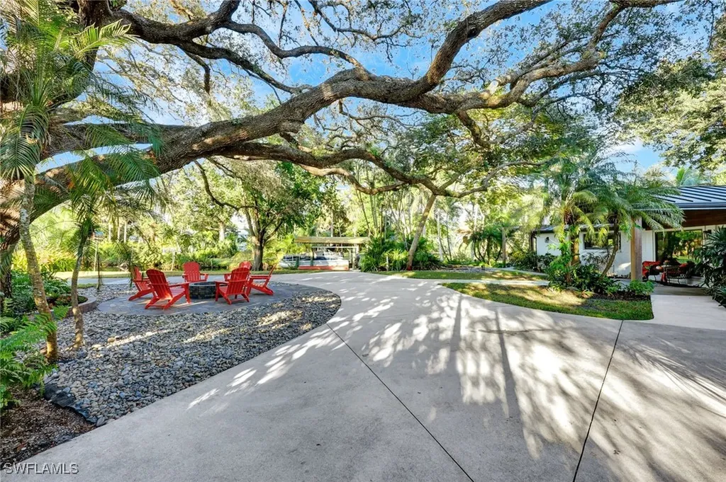 9856 Tonya Court Bonita Springs FL 34135