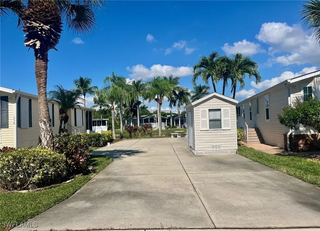 1262 Silver Lakes Boulevard Naples FL 34114