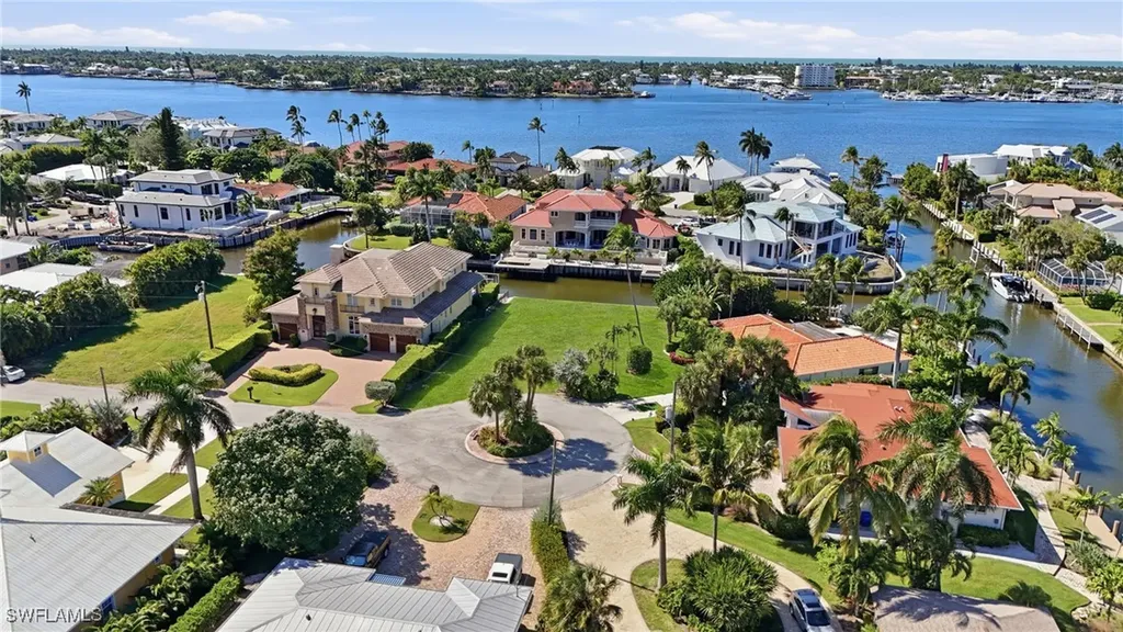 1510 Mullet Lane Naples FL 34102