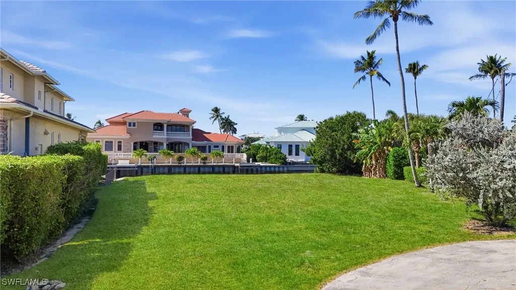 1510 Mullet Lane Naples FL 34102