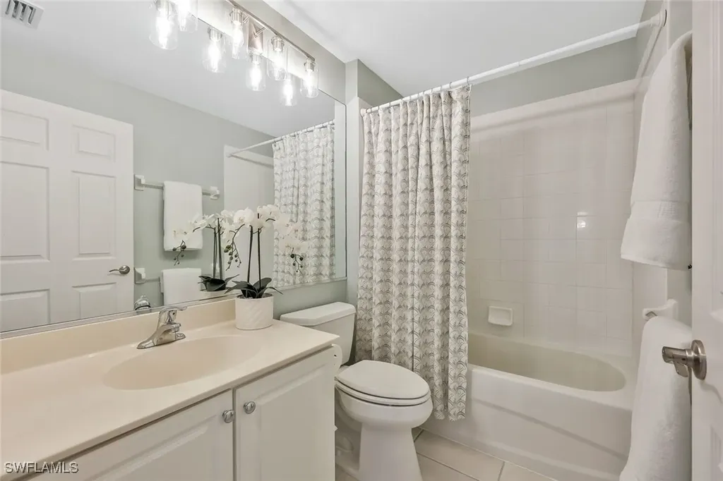10037 Majestic Avenue Fort Myers FL 33913
