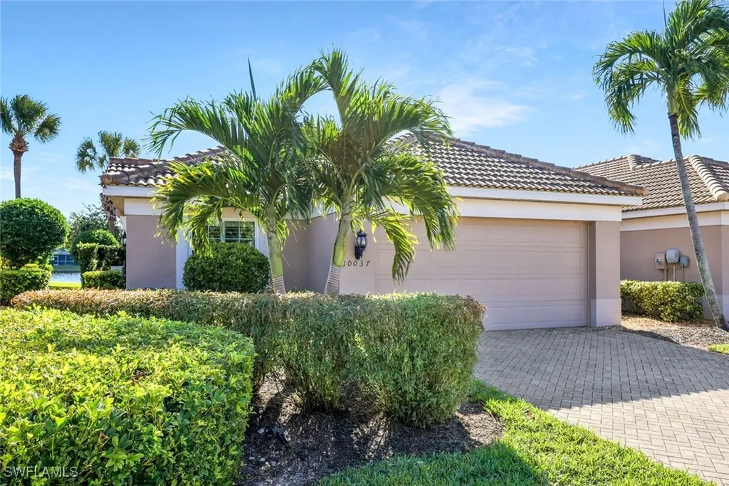 10037 Majestic Avenue Fort Myers FL 33913